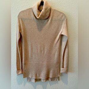 Turtle neck light tan cashmere sweater